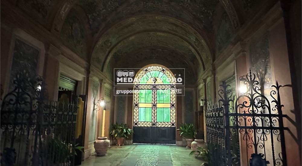 PARTICOLARE INGRESSO CONDOMINIALE
