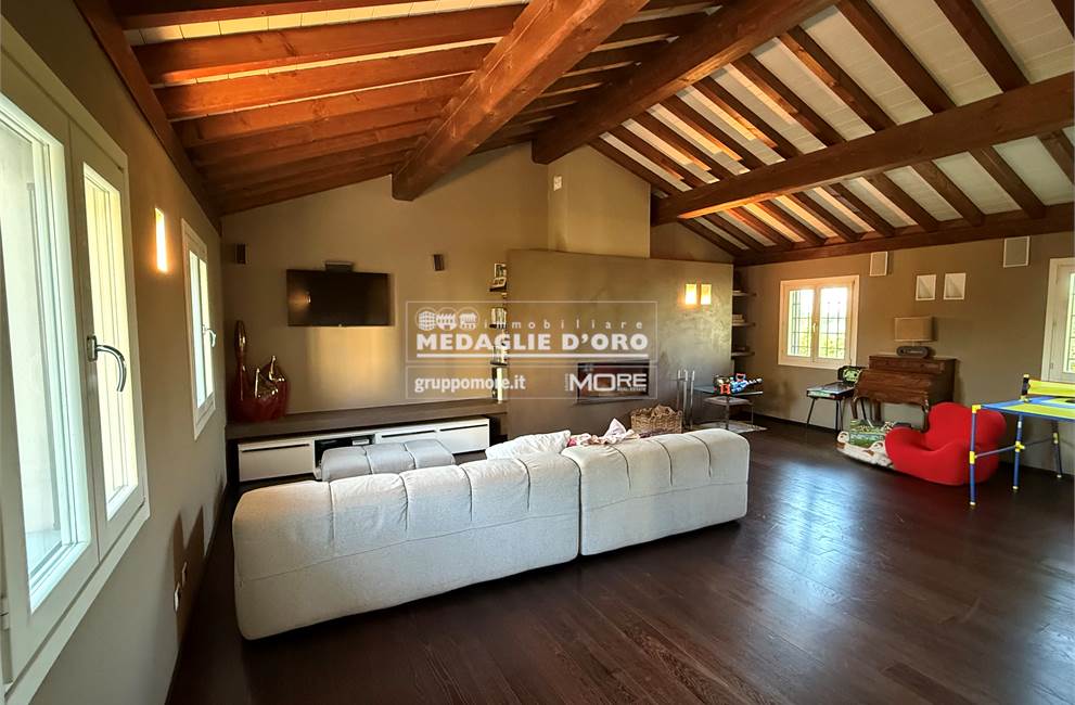Villa in vendita a Modena (Tre Olmi), Località Freto