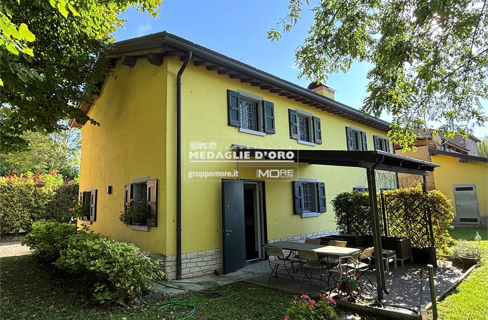 Villa in vendita a Modena (Tre Olmi), Località Freto
