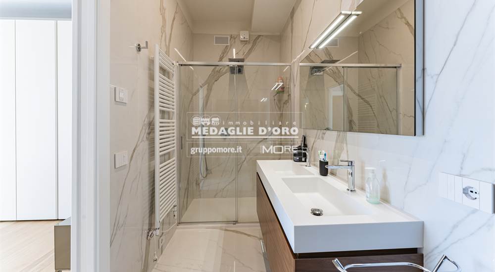 BAGNO 2 - CAMERA MATRIMONIALE 