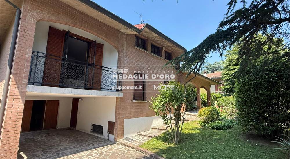 PORTICO / INGRESSO