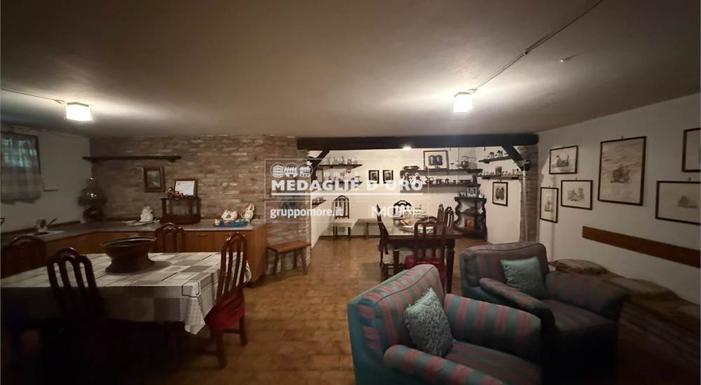 TAVERNA