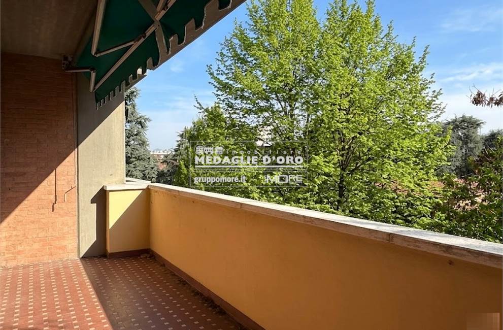 Appartamento in vendita a Modena (Musicisti), ad.ze viale Verdi