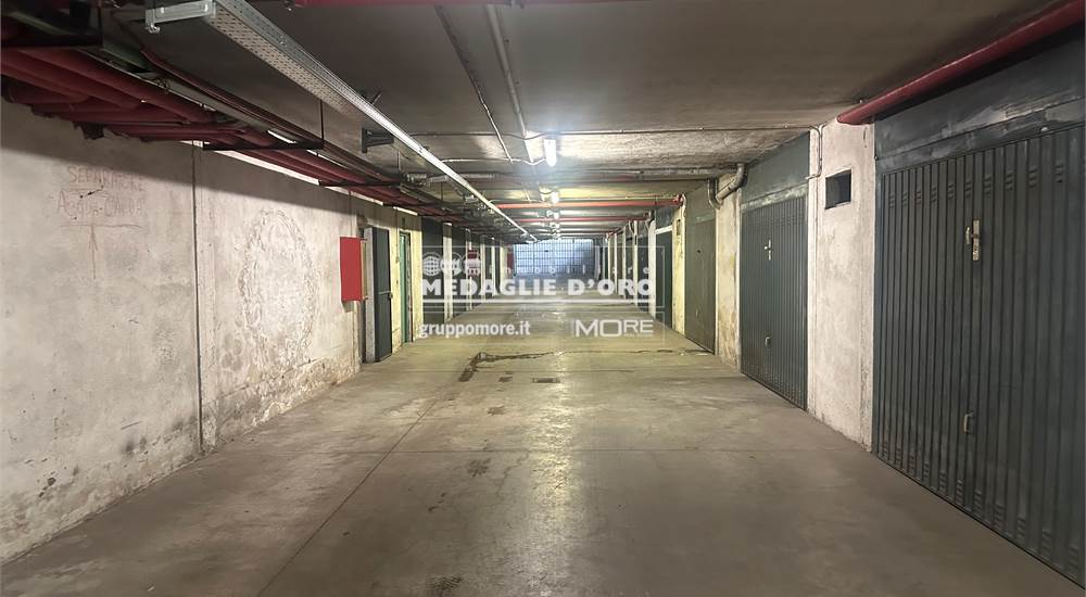 CORSIA GARAGE 