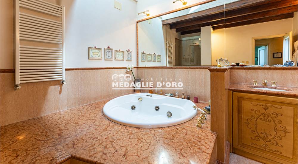 2° BAGNO 1° P.