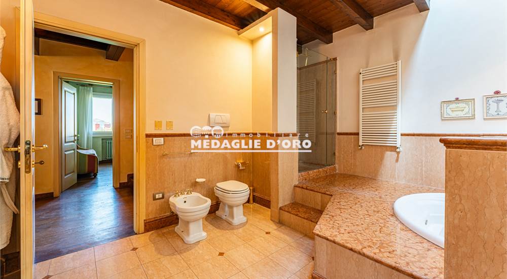 2° BAGNO 1° P.